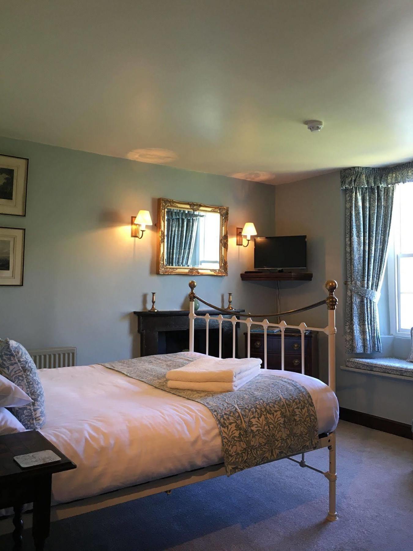 วอเตอร์วีล เกสท์เฮาส์ Bed & Breakfast แอมเบิลไซด์ ภายนอก รูปภาพ