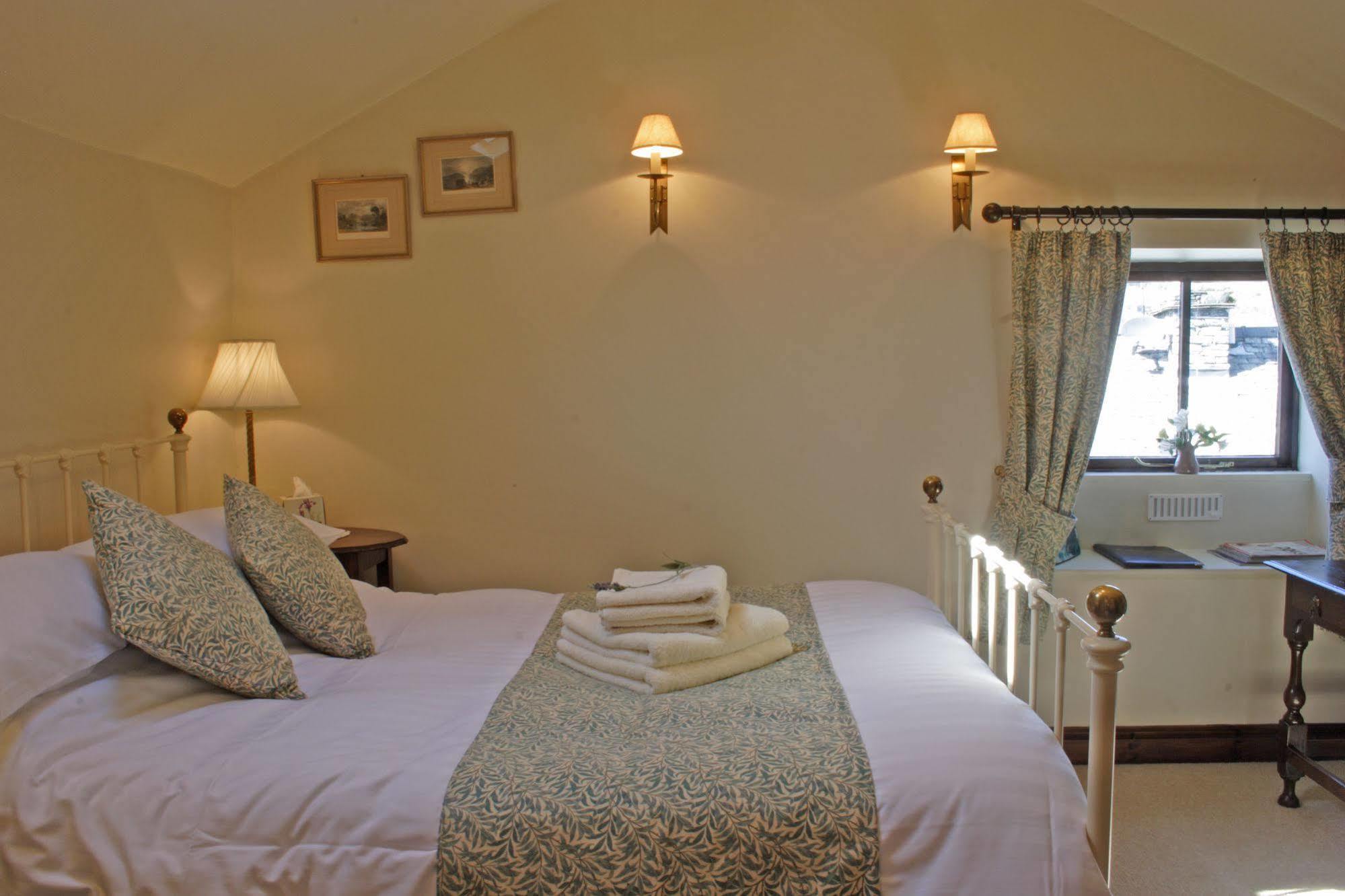 วอเตอร์วีล เกสท์เฮาส์ Bed & Breakfast แอมเบิลไซด์ ภายนอก รูปภาพ